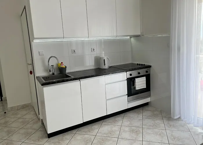 Apartments B&B * 포블랴나