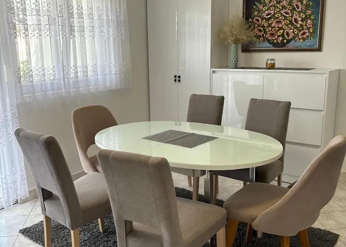 Διαμέρισμα Apartments B&B