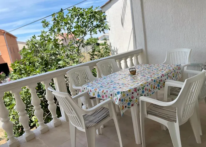 Apartments B&B Povljana