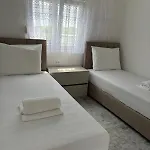 Apartments B&B Daire Povljana
