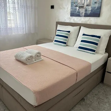 Apartments B&B Apartman *