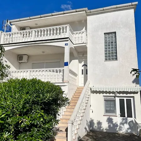 Apartman Apartments B&B
