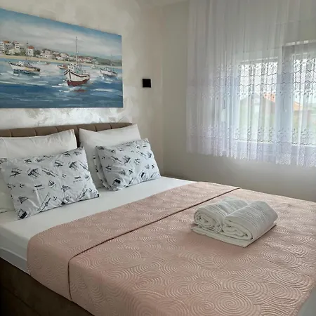 Apartament Apartments B&B Povljana