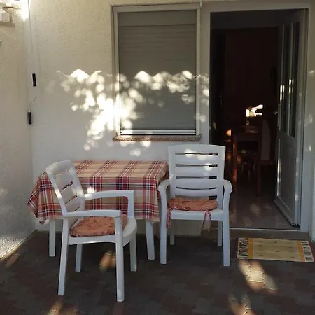 Apartments B&B Apartment Povljana